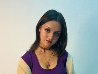 EdithBolding's Online Profile Image